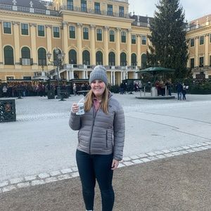 Meet your Posher, Jenna